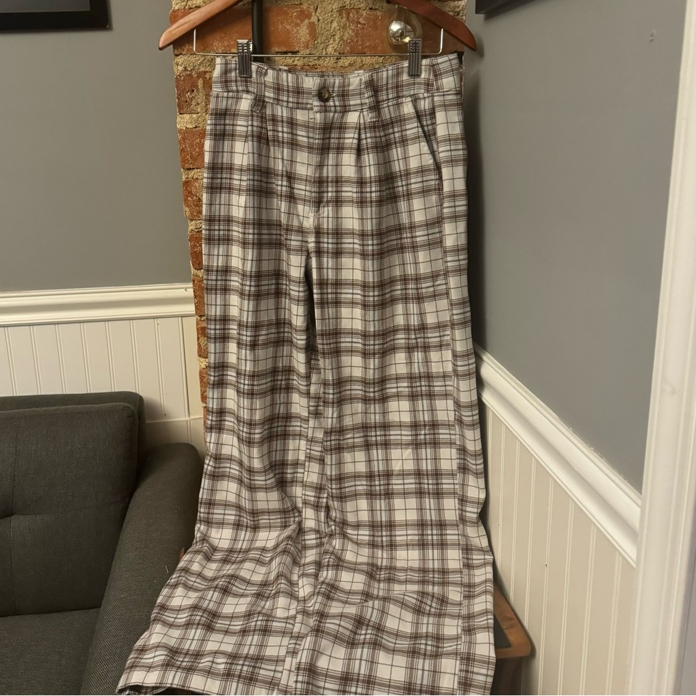 Hollister Women’s Brown Plaid Ultra High Rise Vintage Baggy Pants Size 26